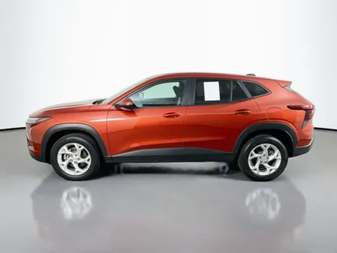 More photos of 2024 Chevrolet Trax LS at Clement Supercenter, MO