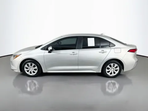 More photos of 2024 Toyota Corolla LE at Clement Supercenter, MO