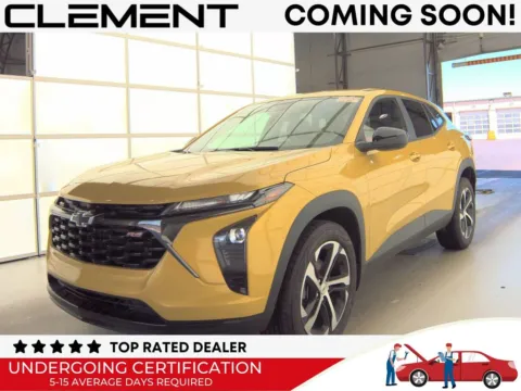 Yellow 2024 Chevrolet Trax 1RS for sale in St. Charles, MO