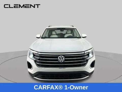 Photos of 2024 Volkswagen Atlas 2.0T SE w/Technology for sale in St. Charles, MO at Clement Supercenter