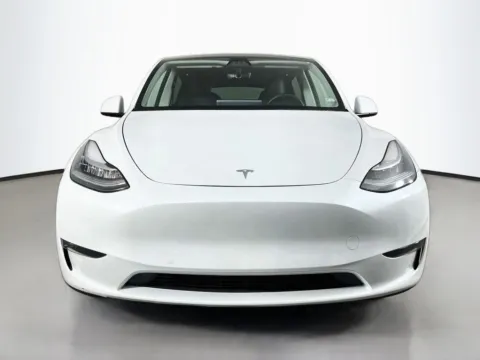 Photos of 2021 Tesla Model Y Long Range for sale in St. Charles, MO at Clement Supercenter