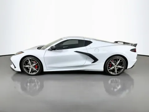 More photos of 2020 Chevrolet Corvette Stingray at Clement Supercenter, MO