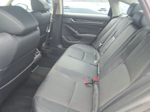 More photos of 2018 Honda Accord EX-L at Clement Supercenter, MO