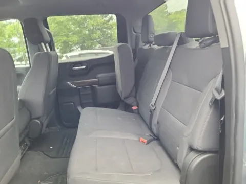 More photos of 2020 GMC Sierra 1500 SLE at Clement Supercenter, MO