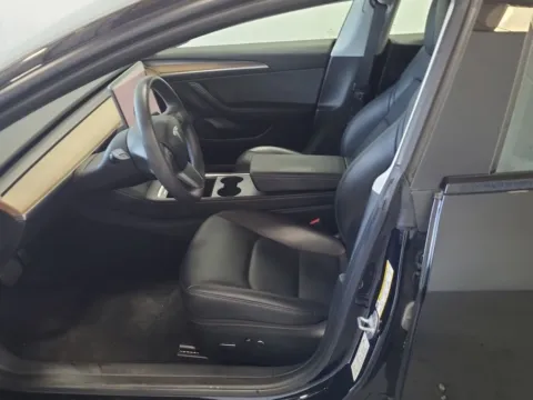 More photos of 2023 Tesla Model 3 at Clement Supercenter, MO