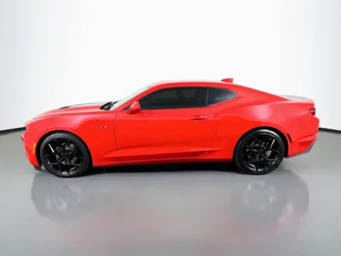 More photos of 2022 Chevrolet Camaro LT1 at Clement Supercenter, MO