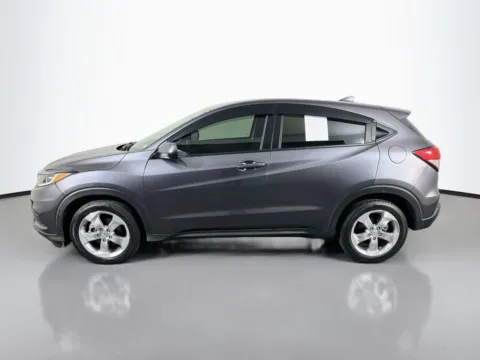 More photos of 2022 Honda HR-V LX at Clement Supercenter, MO