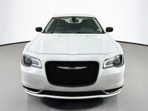 Photos of 2019 Chrysler 300 Touring for sale in St. Charles, MO at Clement Supercenter