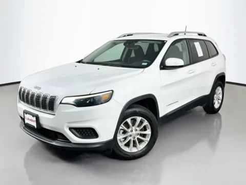 White 2021 Jeep Cherokee Latitude for sale in St. Charles, MO