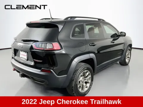 More photos of 2022 Jeep Cherokee Trailhawk at Clement Supercenter, MO