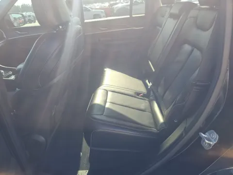 More photos of 2023 Jeep Grand Cherokee Limited at Clement Supercenter, MO
