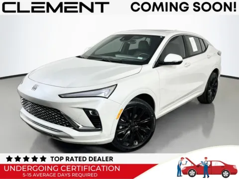 White 2024 Buick Envista Avenir for sale in St. Charles, MO