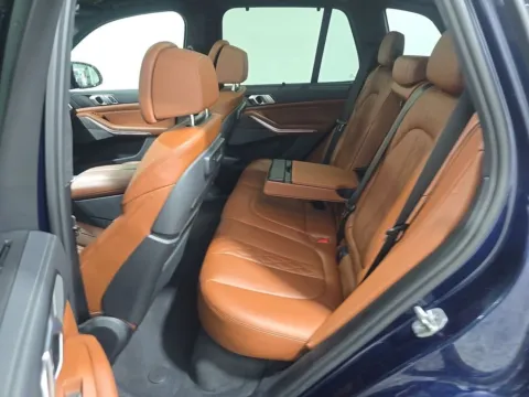 More photos of 2022 BMW X5 xDrive40i at Clement Supercenter, MO