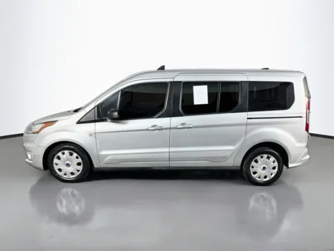More photos of 2022 Ford Transit Connect XLT at Clement Supercenter, MO