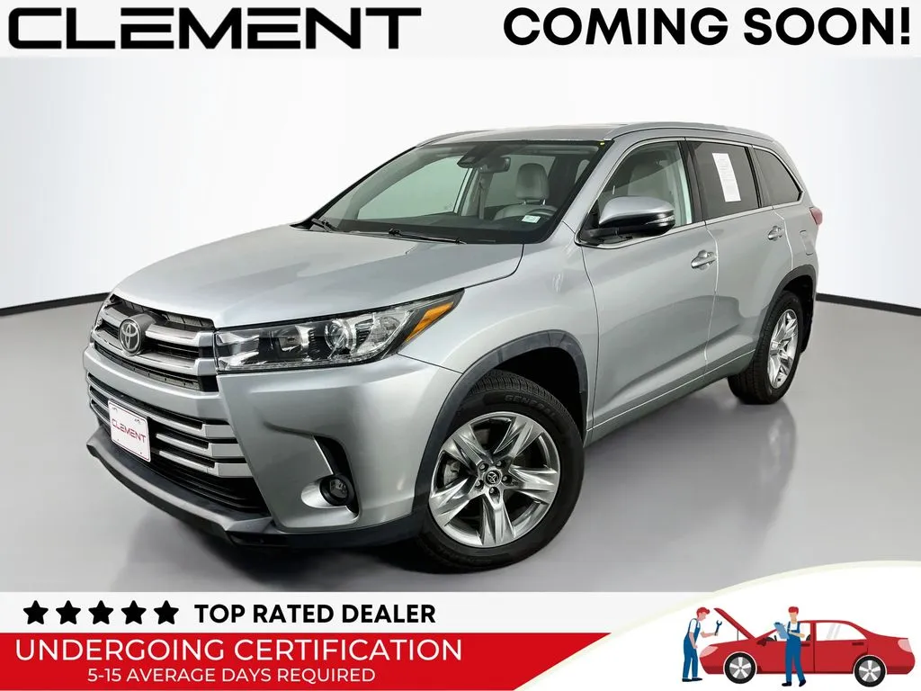 Silver 2019 Toyota Highlander Limited for sale in St. Charles, MO