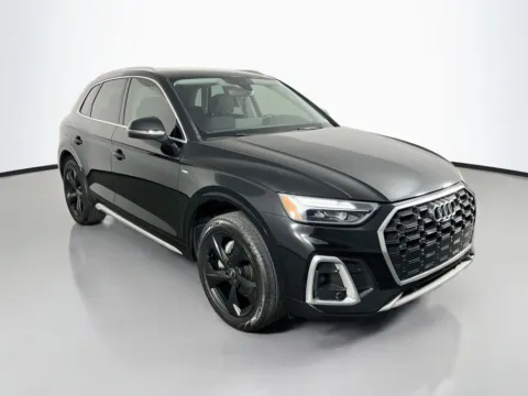 More photos of 2022 Audi Q5 45 S line Premium at Clement Supercenter, MO