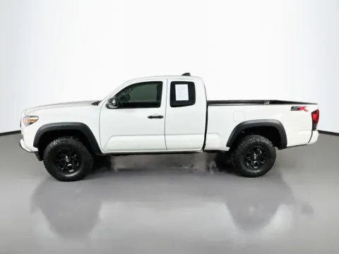 More photos of 2022 Toyota Tacoma SR at Clement Supercenter, MO