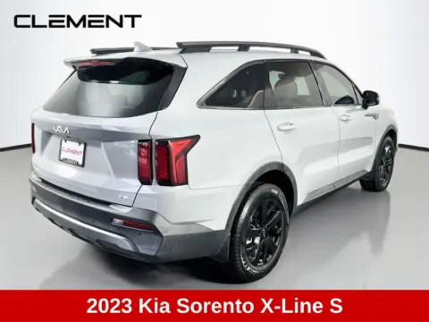 More photos of 2023 Kia Sorento X-Line S at Clement Supercenter, MO