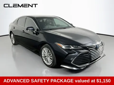 Another view of 2022 Toyota Avalon Hybrid Limited for sale in St. Charles, MO at Clement Supercenter