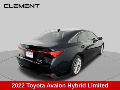 More photos of 2022 Toyota Avalon Hybrid Limited at Clement Supercenter, MO