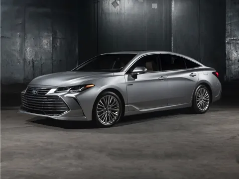 Black 2022 Toyota Avalon Hybrid Limited for sale in St. Charles, MO