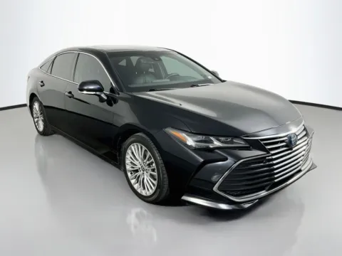 Another view of 2022 Toyota Avalon Hybrid Limited for sale in St. Charles, MO at Clement Supercenter
