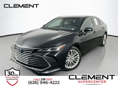 Black 2022 Toyota Avalon Hybrid Limited for sale in St. Charles, MO