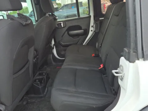More photos of 2019 Jeep Wrangler Unlimited Sport S at Clement Supercenter, MO