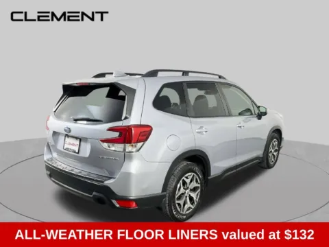 More photos of 2020 Subaru Forester Premium at Clement Supercenter, MO