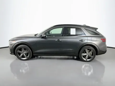 More photos of 2024 Genesis GV70 2.5T at Clement Supercenter, MO