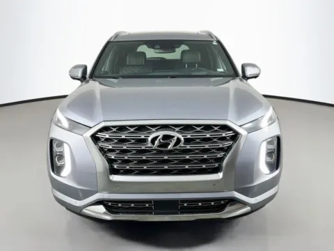 Photos of 2020 Hyundai Palisade Limited for sale in St. Charles, MO at Clement Supercenter