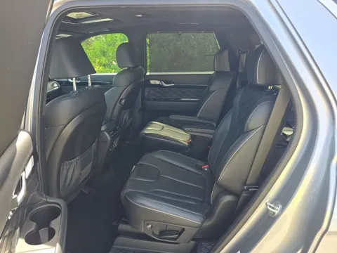 More photos of 2020 Hyundai Palisade Limited at Clement Supercenter, MO