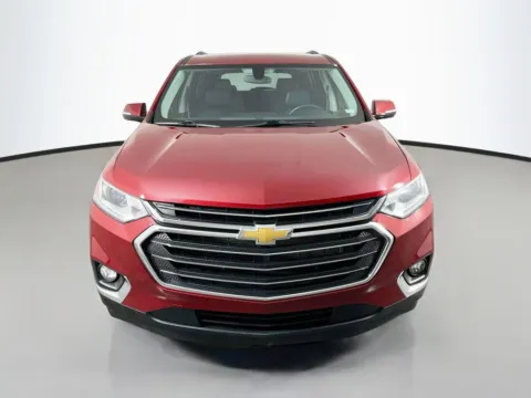 Photos of 2020 Chevrolet Traverse 3LT for sale in St. Charles, MO at Clement Supercenter