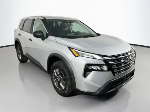More photos of 2024 Nissan Rogue S at Clement Supercenter, MO