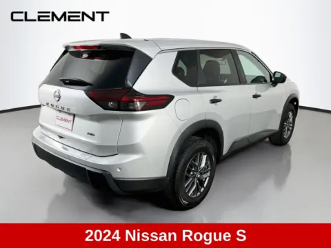More photos of 2024 Nissan Rogue S at Clement Supercenter, MO