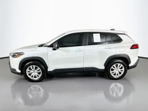 More photos of 2023 Toyota Corolla Cross L at Clement Supercenter, MO
