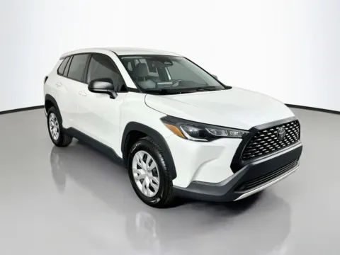More photos of 2023 Toyota Corolla Cross L at Clement Supercenter, MO