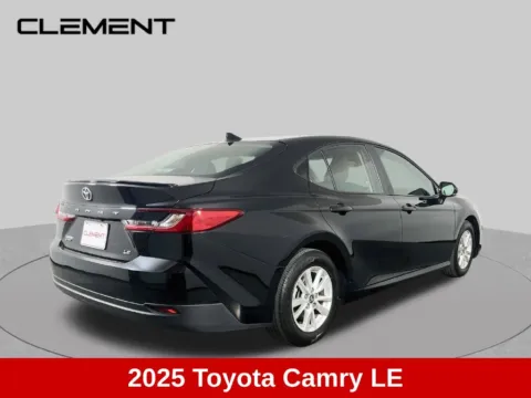 More photos of 2025 Toyota Camry LE at Clement Supercenter, MO