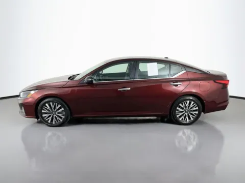 More photos of 2024 Nissan Altima 2.5 SV at Clement Supercenter, MO
