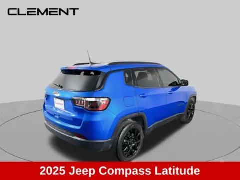 More photos of 2025 Jeep Compass Latitude at Clement Supercenter, MO