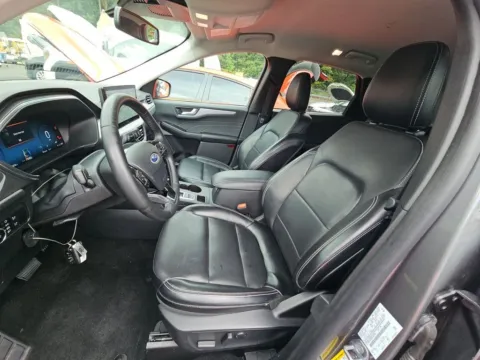 Another view of 2024 Ford Escape Hybrid Platinum for sale in St. Charles, MO at Clement Supercenter