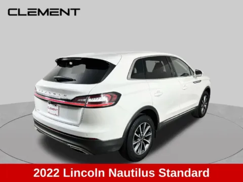 More photos of 2022 Lincoln Nautilus Standard at Clement Supercenter, MO