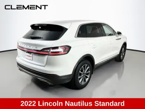 More photos of 2022 Lincoln Nautilus Standard at Clement Supercenter, MO