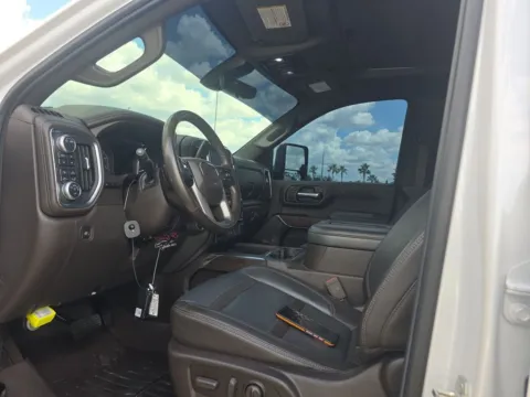 Another view of 2020 GMC Sierra 3500 HD Denali for sale in St. Charles, MO at Clement Supercenter