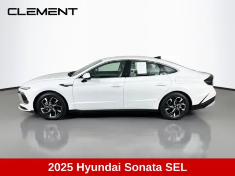 More photos of 2025 Hyundai Sonata SEL at Clement Supercenter, MO