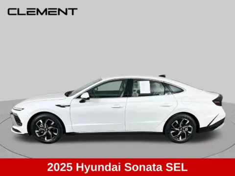More photos of 2025 Hyundai Sonata SEL at Clement Supercenter, MO