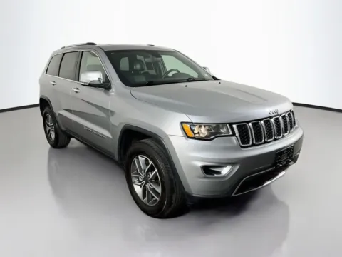 Another view of 2021 Jeep Grand Cherokee Limited for sale in St. Charles, MO at Clement Supercenter