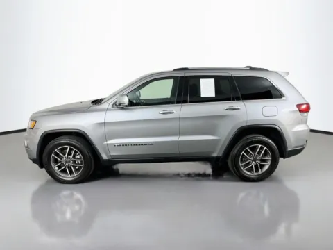 More photos of 2021 Jeep Grand Cherokee Limited at Clement Supercenter, MO