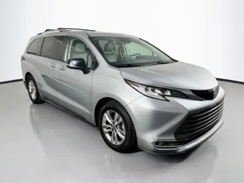 Another view of 2021 Toyota Sienna Limited for sale in St. Charles, MO at Clement Supercenter