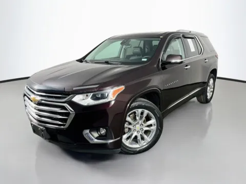 Black 2020 Chevrolet Traverse High Country for sale in St. Charles, MO